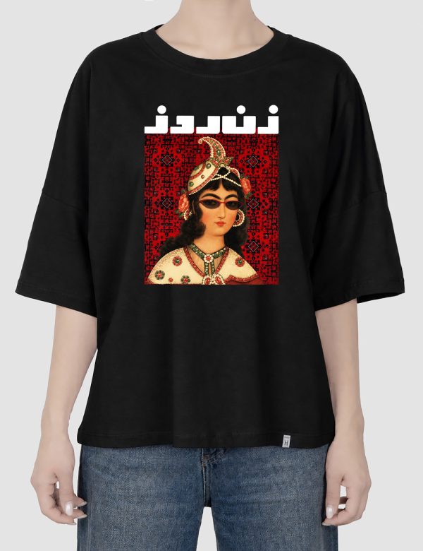 تیشرت زنانه باکسی زن روز